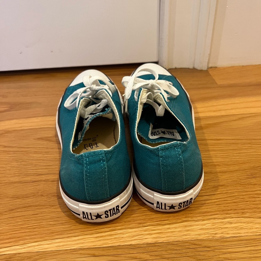 Lightly used converse all stars! - Picture 5 of 6